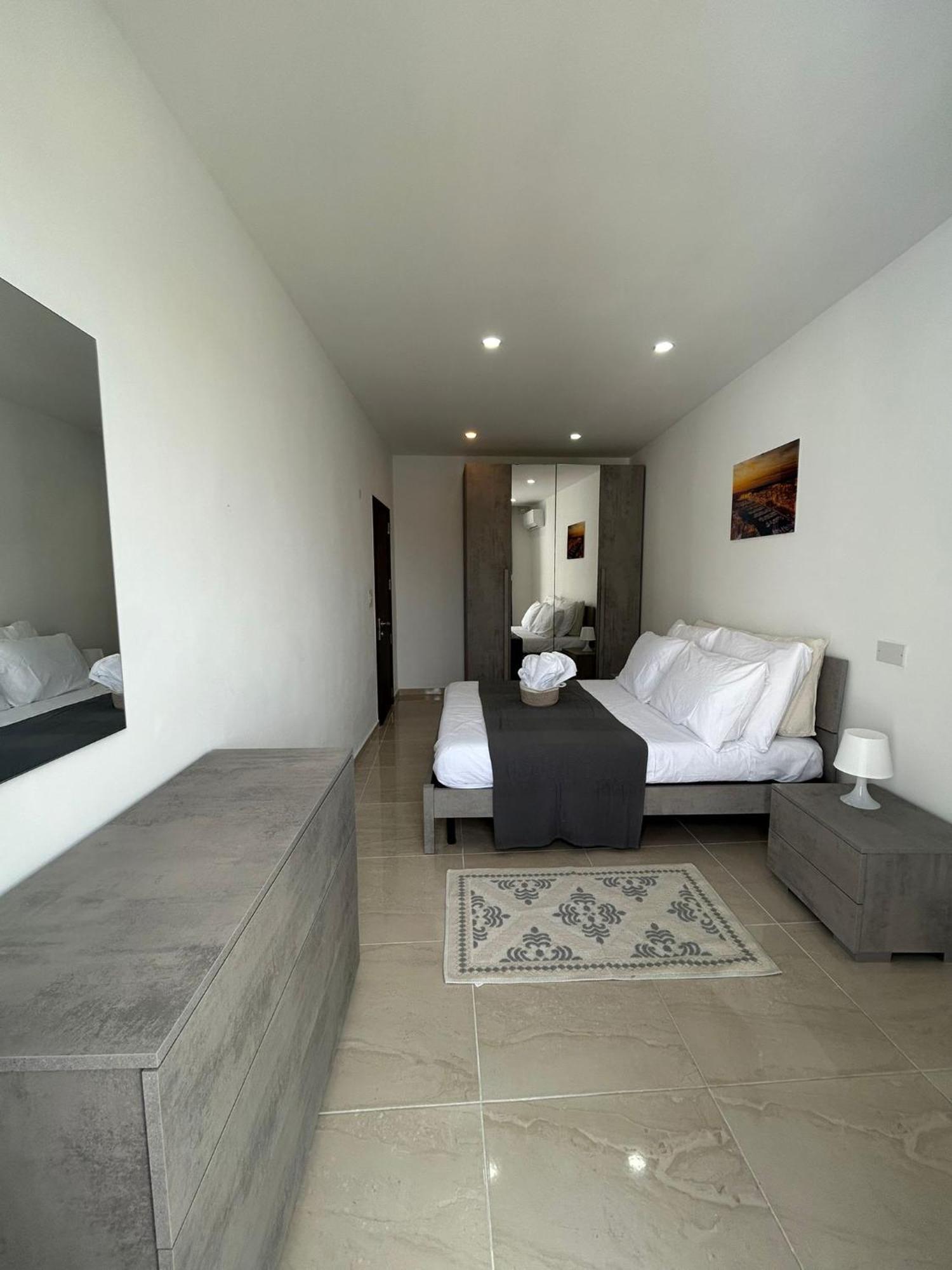 Seaview Setters Studio Apartment Marsaskala Extérieur photo